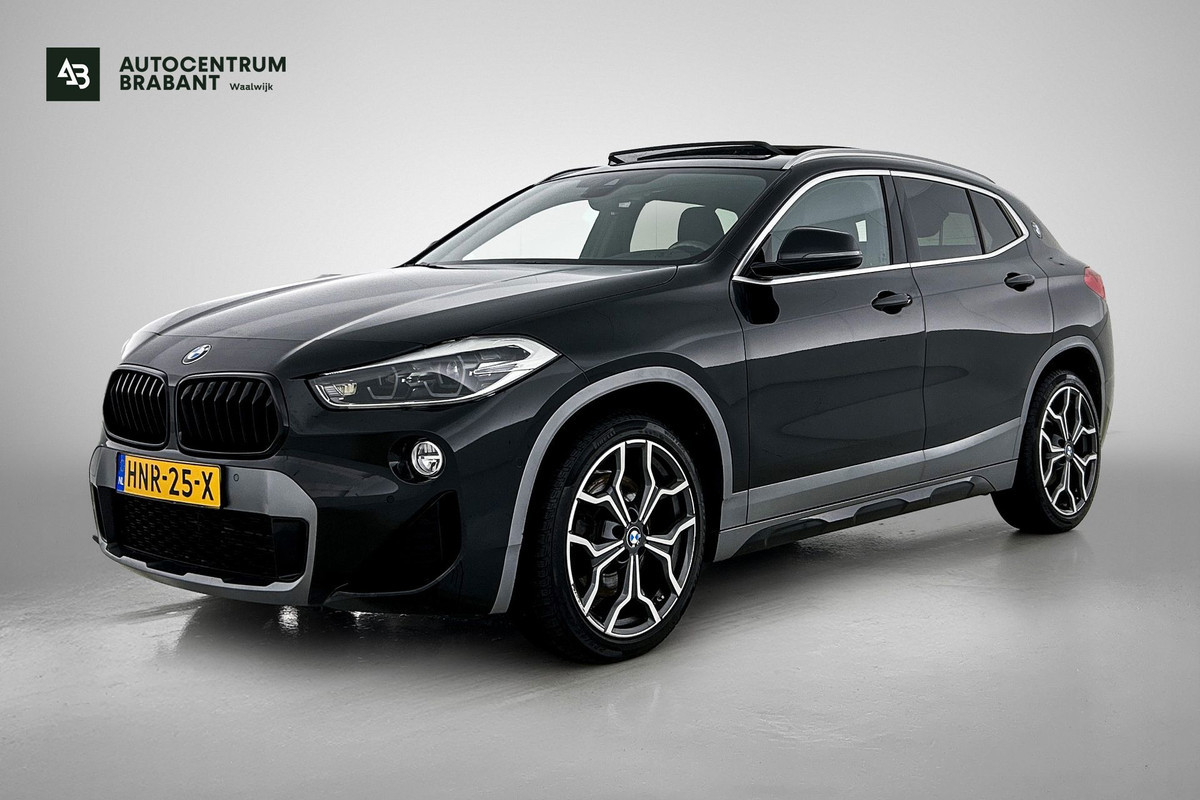 BMW X2 SDrive20i High Executive M-Sport (Dealer OndH, Panorama, StoelV, Navi Pro, Kuipstoelen, Parkeerhulp, Etc)