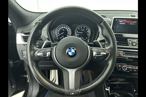BMW X2 SDrive20i High Executive M-Sport (Dealer OndH, Panorama, StoelV, Navi Pro, Kuipstoelen, Parkeerhulp, Etc)