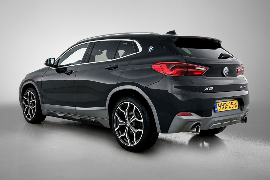 BMW X2 SDrive20i High Executive M-Sport (Dealer OndH, Panorama, StoelV, Navi Pro, Kuipstoelen, Parkeerhulp, Etc)