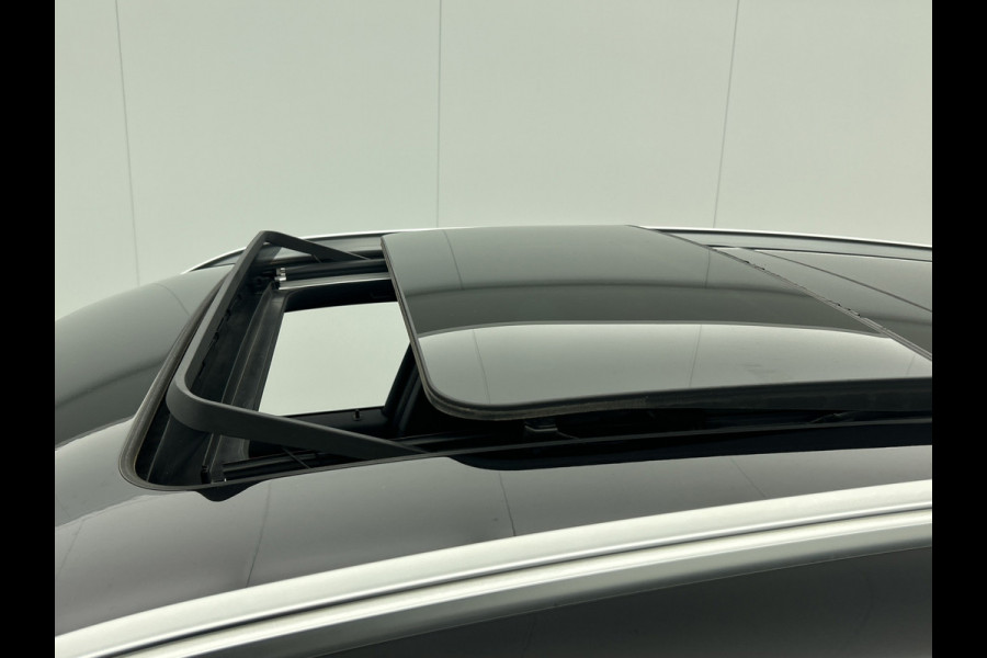 BMW X2 SDrive20i High Executive M-Sport (Dealer OndH, Panorama, StoelV, Navi Pro, Kuipstoelen, Parkeerhulp, Etc)