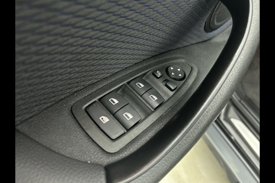 BMW X2 SDrive20i High Executive M-Sport (Dealer OndH, Panorama, StoelV, Navi Pro, Kuipstoelen, Parkeerhulp, Etc)