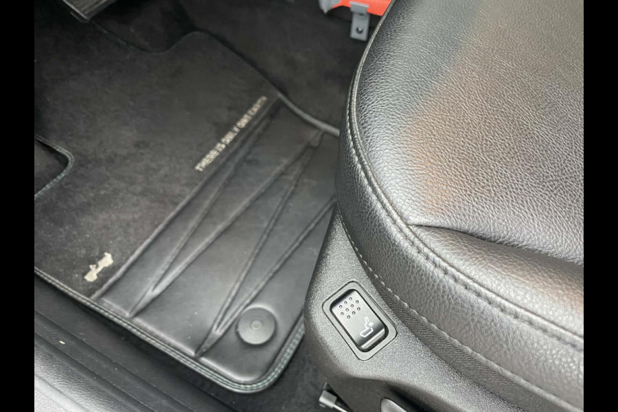 Jeep Compass 4xe 240 Plug-in Hybrid Electric Upland