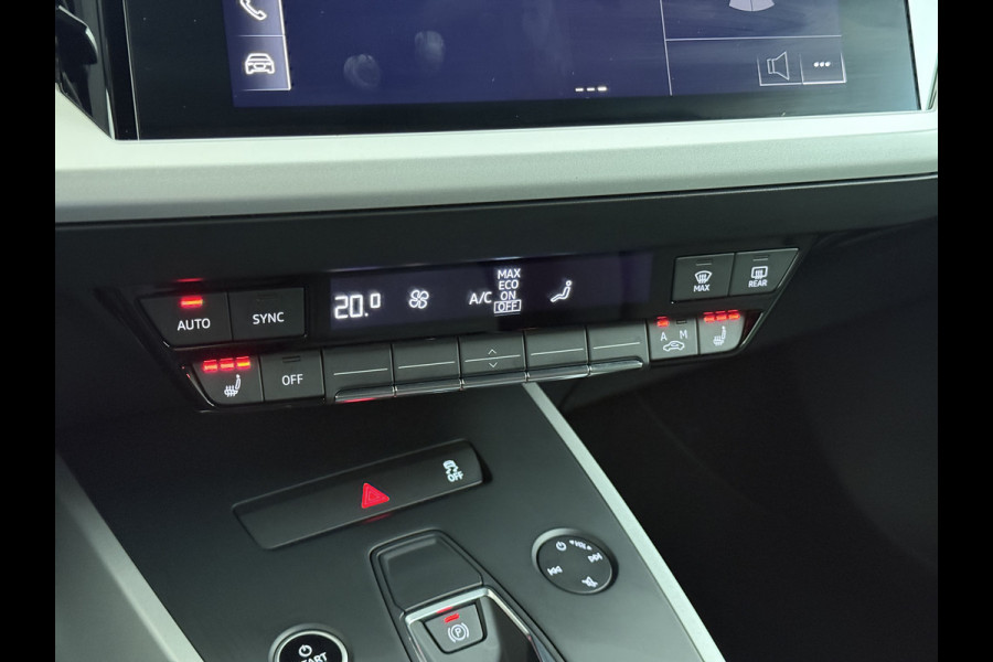 Audi Q4 e-tron 35 Launch Edition LED 20"LM Apple Carplay Android Auto Navi Audi Connect Ecc Audi Phone Box Stoelverwarming Pdc Cruise Control 55kWh Elek.Achterklep Privacy Glas E-sound luidspr v Keyless-Go Origineel Nederlandse Auto