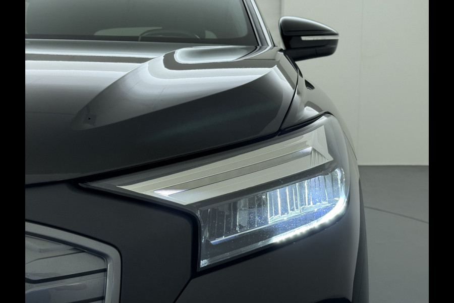 Audi Q4 e-tron 35 Launch Edition LED 20"LM Apple Carplay Android Auto Navi Audi Connect Ecc Audi Phone Box Stoelverwarming Pdc Cruise Control 55kWh Elek.Achterklep Privacy Glas E-sound luidspr v Keyless-Go Origineel Nederlandse Auto