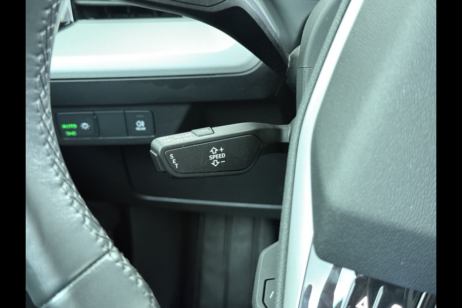 Audi Q4 e-tron 35 Launch Edition LED 20"LM Apple Carplay Android Auto Navi Audi Connect Ecc Audi Phone Box Stoelverwarming Pdc Cruise Control 55kWh Elek.Achterklep Privacy Glas E-sound luidspr v Keyless-Go Origineel Nederlandse Auto