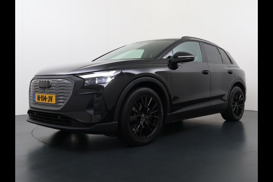 Audi Q4 e-tron 35 Launch Edition LED 20"LM Apple Carplay Android Auto Navi Audi Connect Ecc Audi Phone Box Stoelverwarming Pdc Cruise Control 55kWh Elek.Achterklep Privacy Glas E-sound luidspr v Keyless-Go Origineel Nederlandse Auto