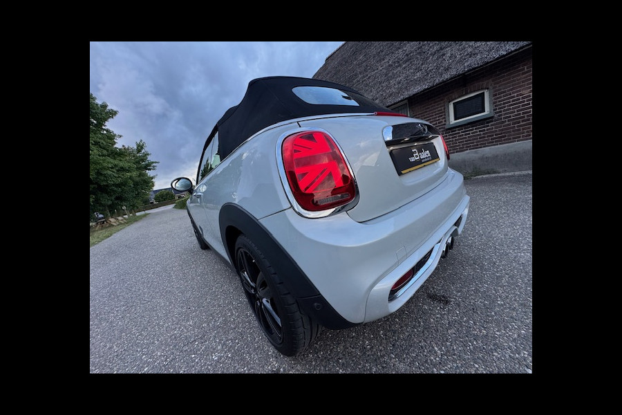 MINI Cabrio 2.0 Cooper S 192Pk JCW AUTOMAAT XENON UNION JACK NAVI ECC 96000KM!!!