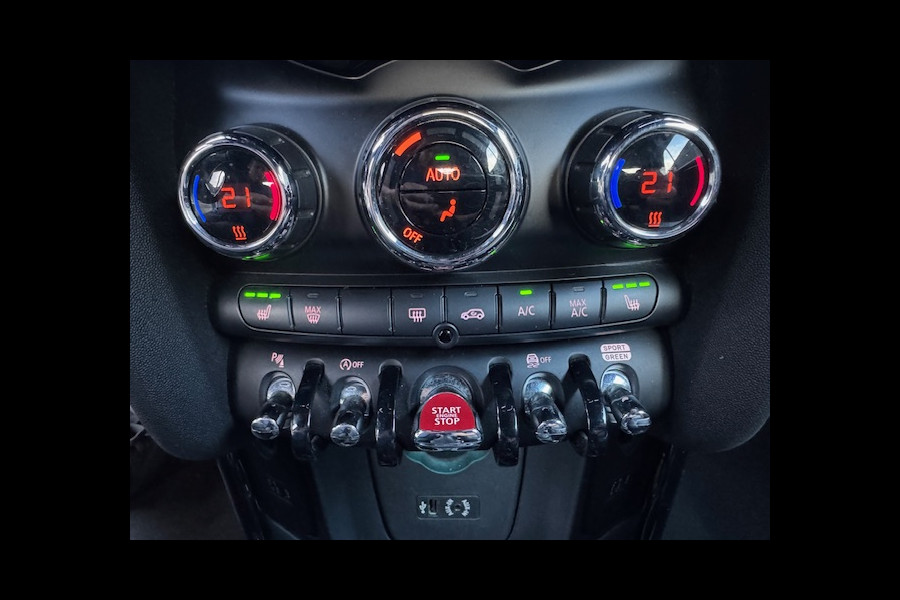 MINI Cabrio 2.0 Cooper S 192Pk JCW AUTOMAAT XENON UNION JACK NAVI ECC 96000KM!!!