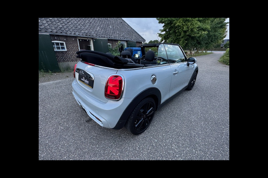 MINI Cabrio 2.0 Cooper S 192Pk JCW AUTOMAAT XENON UNION JACK NAVI ECC 96000KM!!!