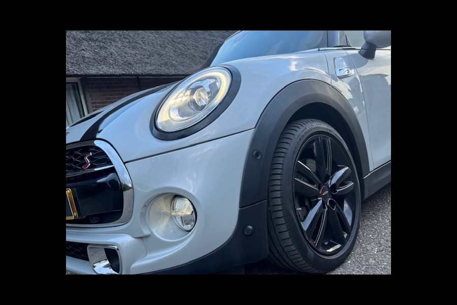 MINI Cabrio 2.0 Cooper S 192Pk JCW AUTOMAAT XENON UNION JACK NAVI ECC 96000KM!!!