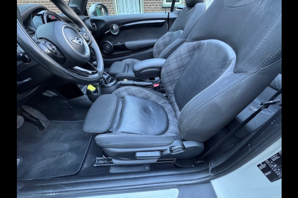 MINI Cabrio 2.0 Cooper S 192Pk JCW AUTOMAAT XENON UNION JACK NAVI ECC 96000KM!!!