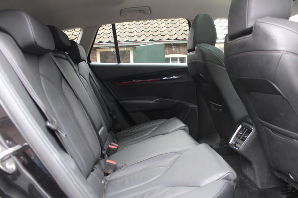 Škoda ENYAQ iV 80 First Edition LEER PANO SOH 93% CRYSTAL LED