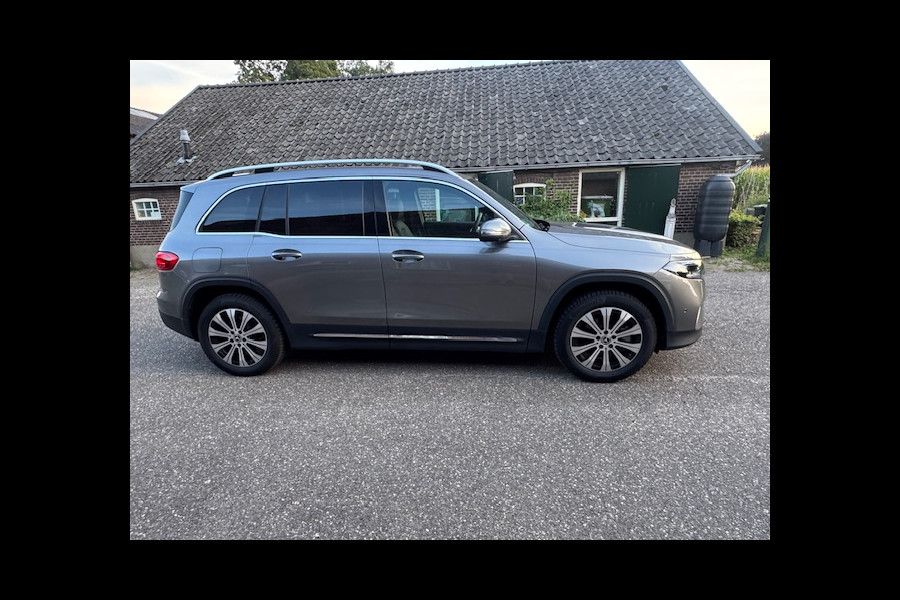 Mercedes-Benz EQB 350 4MATIC 71 kWh **VERKOCHT!!**