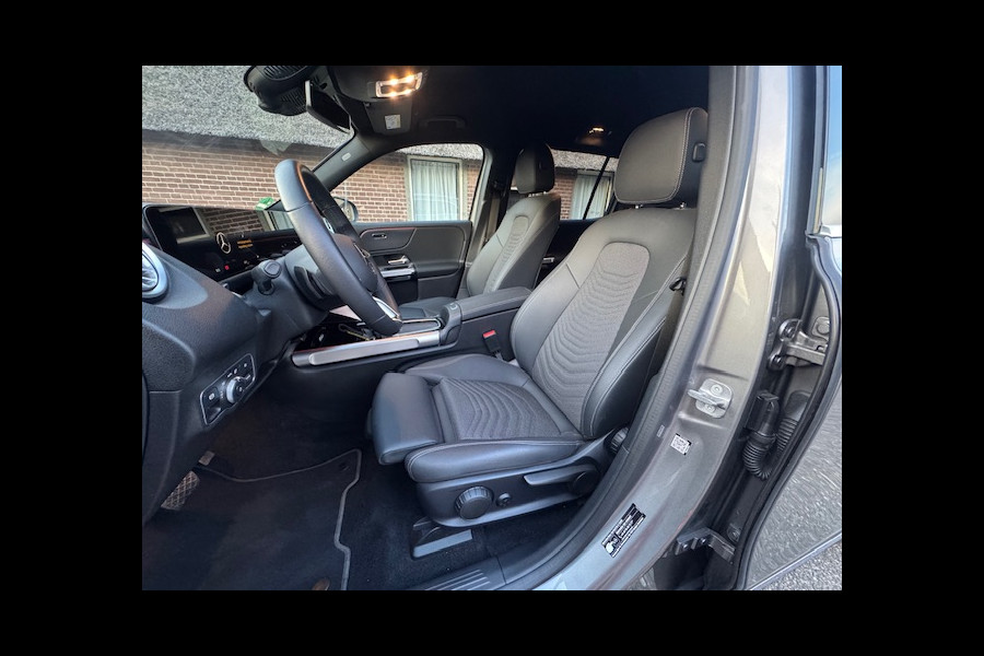Mercedes-Benz EQB 350 4MATIC 71 kWh **VERKOCHT!!**