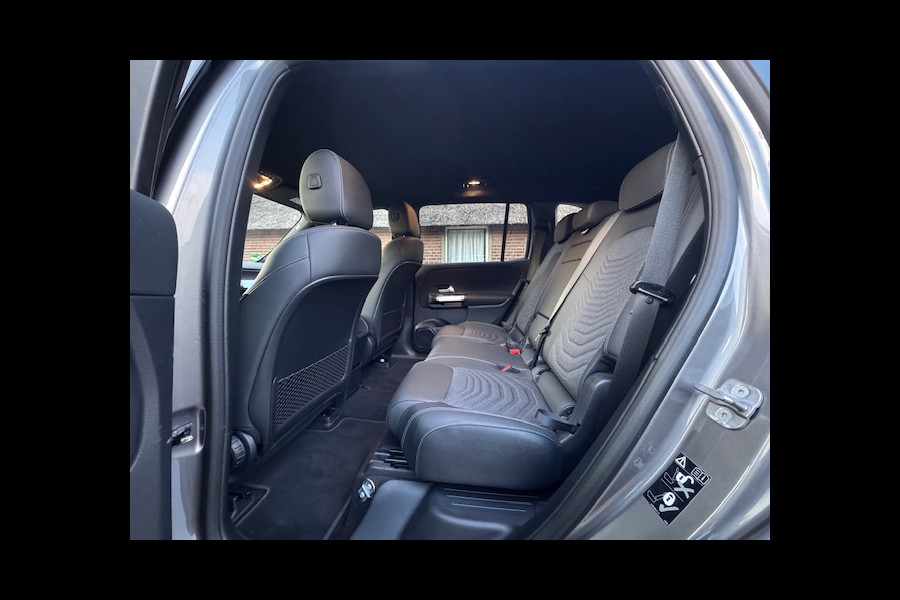 Mercedes-Benz EQB 350 4MATIC 71 kWh **VERKOCHT!!**