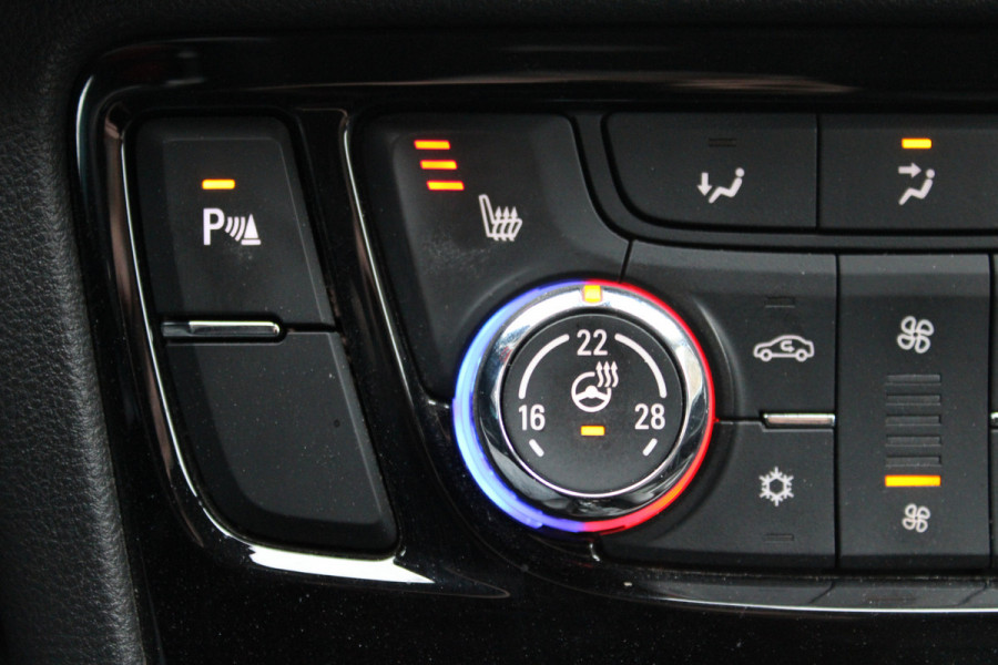 Opel Mokka X 1.4 Turbo Innovation LEER NAVI XENON LED 140Pk 194000KM!!!