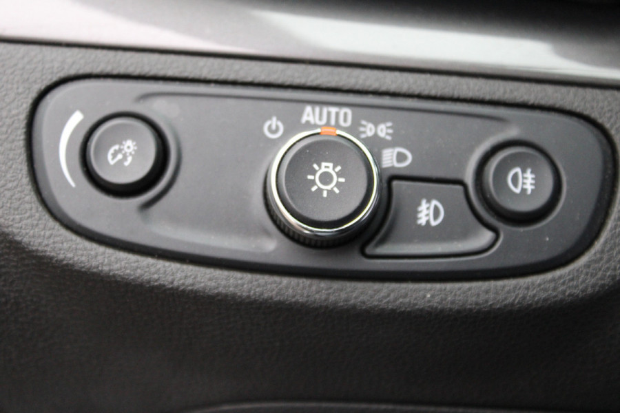 Opel Mokka X 1.4 Turbo Innovation LEER NAVI XENON LED 140Pk 194000KM!!!