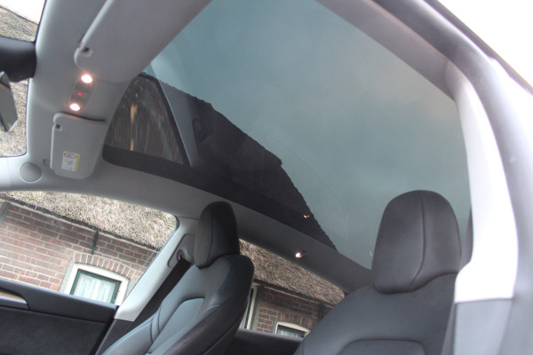 Tesla Model Y Long Range AWD **VERKOCHT!!**