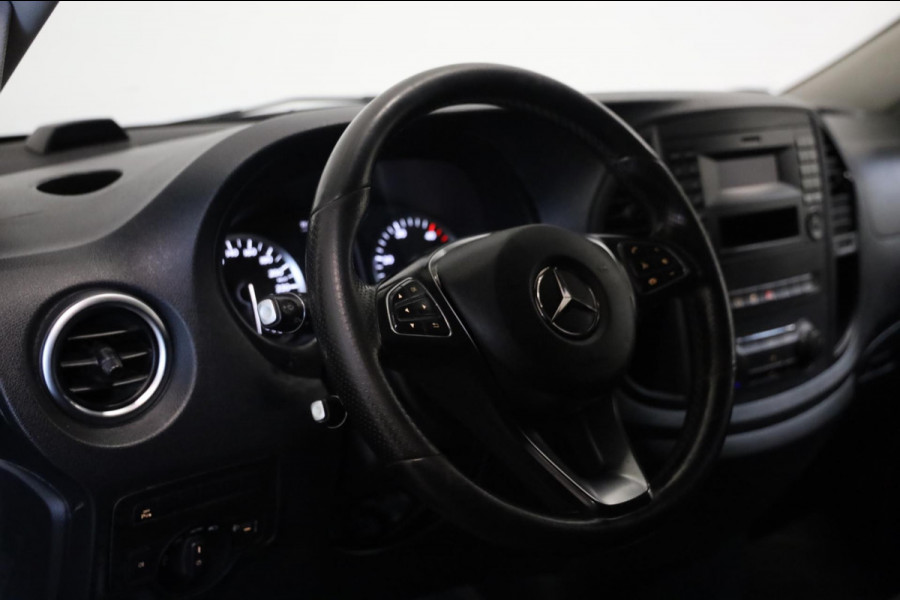 Mercedes-Benz Vito 114 CDI LANG AUT GRIJS CRUISE CONTROL CLIMA/AIRCO NAVI PDC TREKHAAK 3ZITS Lease v/a €88,- p.m. INRUIL MOGELIJK