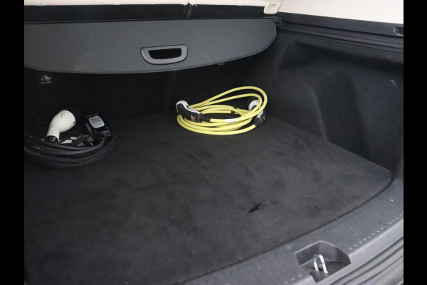 Aiways U5 63kWh Showroom | Adpative cruise | Leder | 360 Camera | Full LED | Keyless | Parkeerhulp | 19'' | Digital Cockpit | Climate control | Elektrische stoelen