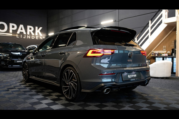 Volkswagen Golf 2.0 TSI GTI PANO/HARMAN KARDON/HUD/KEYLESS/MEMORY/DEALERONDERHOUDEN/STOELVERKOELING/CARPLAY/SFEERVERLICHTING/VOL!
