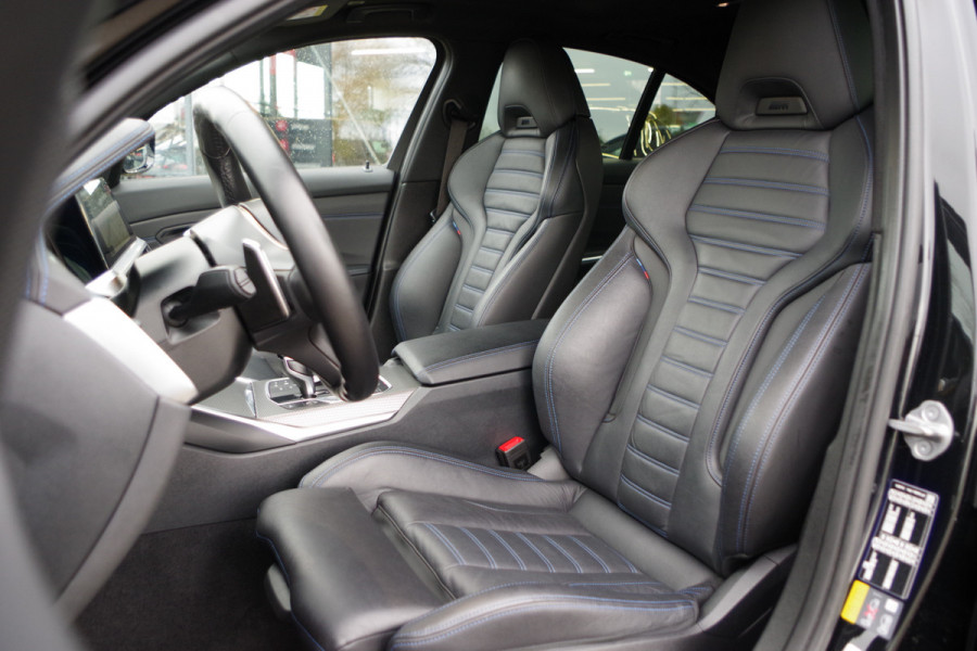 BMW 3-serie 330e 293 PK xDrive High Executive M-Sport, Schuif-Kanteldak, M-Technic Stoelen, Carplay, Camera