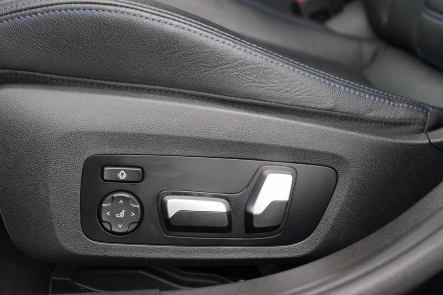 BMW 3-serie 330e 293 PK xDrive High Executive M-Sport, Schuif-Kanteldak, M-Technic Stoelen, Carplay, Camera