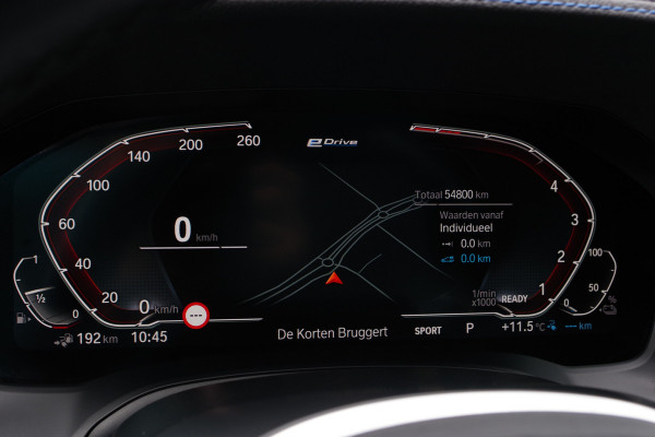 BMW 3-serie 330e 293 PK xDrive High Executive M-Sport, Schuif-Kanteldak, M-Technic Stoelen, Carplay, Camera