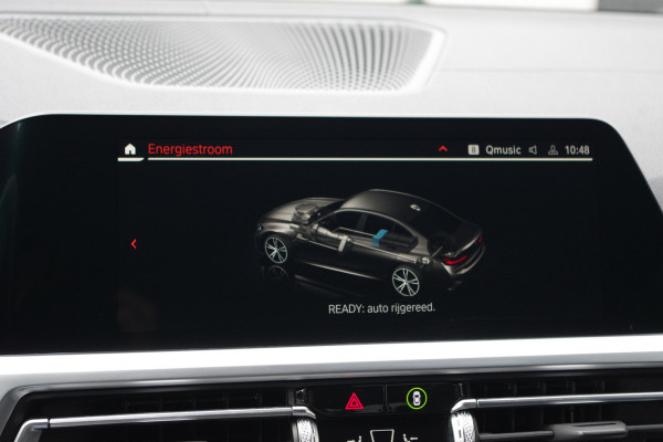 BMW 3-serie 330e 293 PK xDrive High Executive M-Sport, Schuif-Kanteldak, M-Technic Stoelen, Carplay, Camera