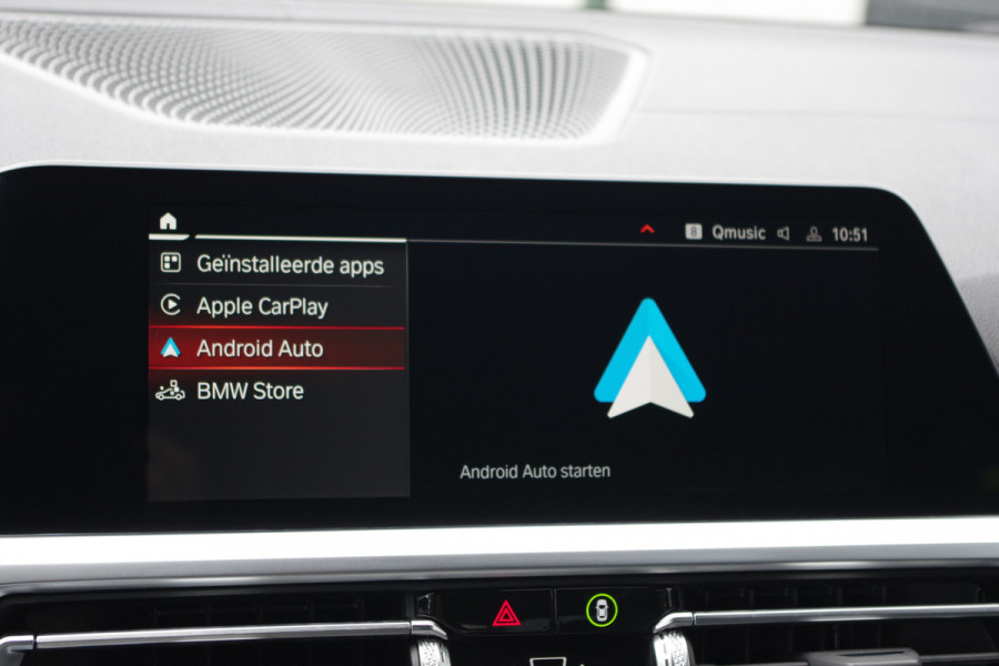 BMW 3-serie 330e 293 PK xDrive High Executive M-Sport, Schuif-Kanteldak, M-Technic Stoelen, Carplay, Camera