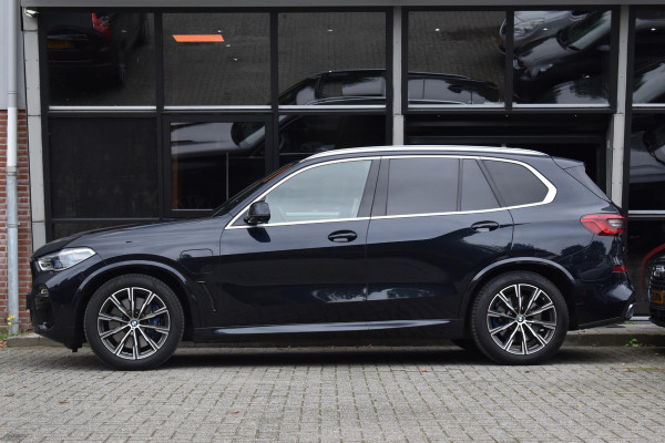 BMW X5 xDrive45e High Executive M HUD Pano Laser Stoelkoeling 360C