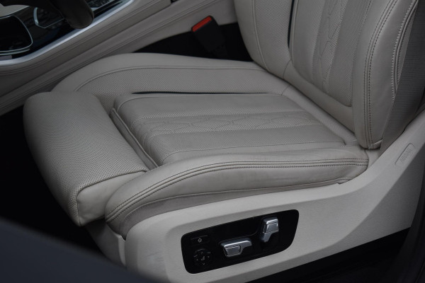 BMW X5 xDrive45e High Executive M HUD Pano Laser Stoelkoeling 360C