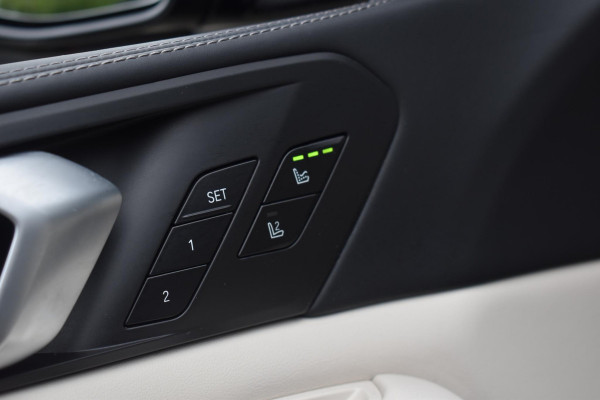 BMW X5 xDrive45e High Executive M HUD Pano Laser Stoelkoeling 360C