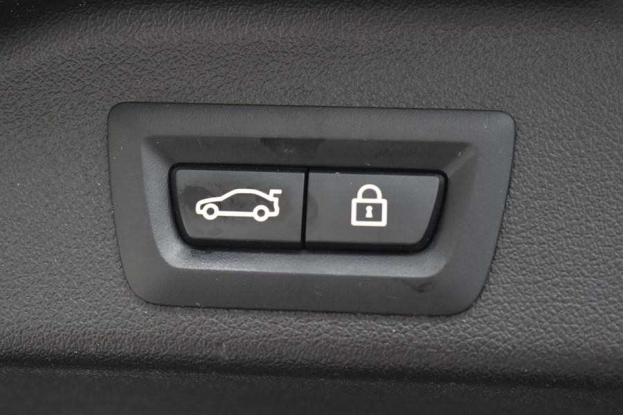 BMW X5 xDrive45e High Executive M HUD Pano Laser Stoelkoeling 360C