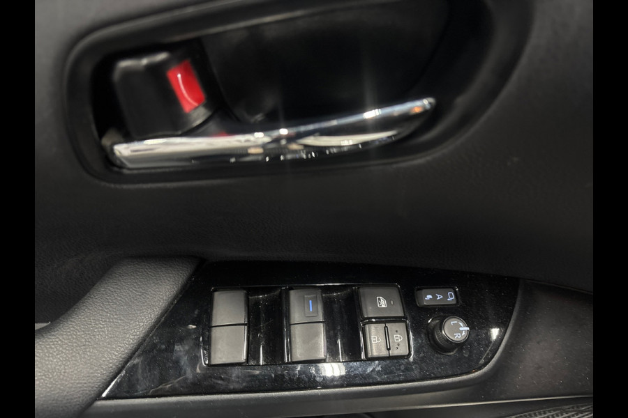 Toyota Prius 1.8 Hybrid Dynamic ECC, Navi, Stoelverwarming