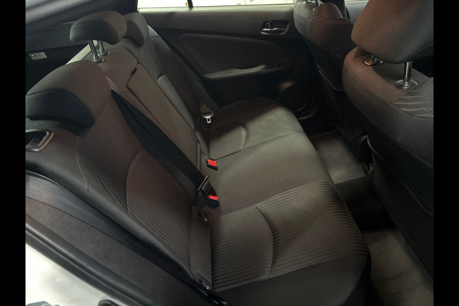 Toyota Prius 1.8 Hybrid Dynamic ECC, Navi, Stoelverwarming