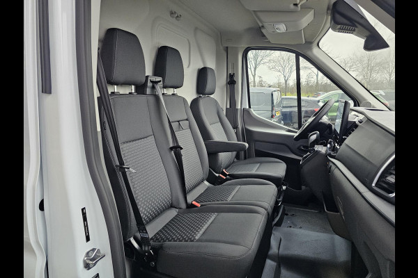 Ford Transit 350 2.0 TDCI L3H2 Trend 130pk | Safety en Comfort pack | Trekhaak | SYNC 4 Navigatie