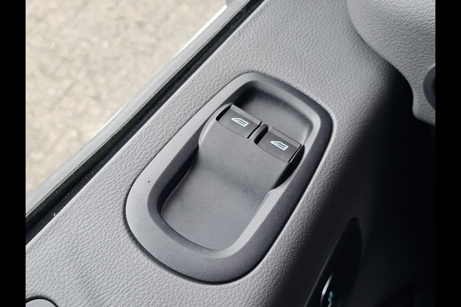 Ford Transit 350 2.0 TDCI L3H2 Trend 130pk | Safety en Comfort pack | Trekhaak | SYNC 4 Navigatie