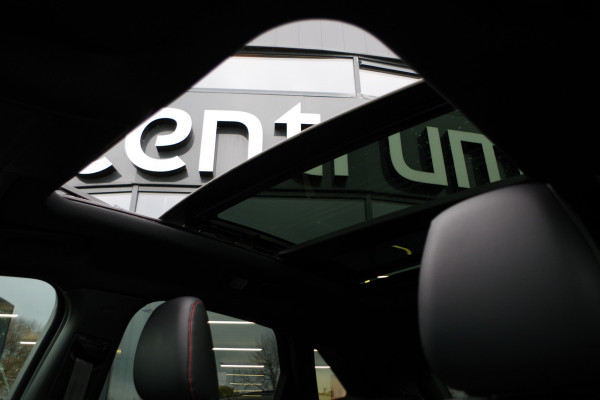 Ford Kuga 2.5 PHEV 225 PK ST-Line X, Panoramadak, Camera, Carplay