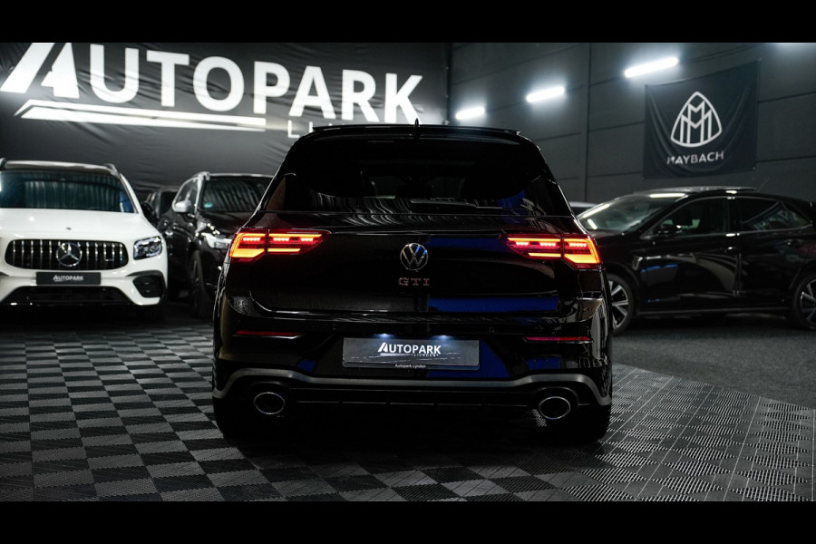 Volkswagen Golf 2.0 TSI GTI CLUBSPORT PANO/H&K/HUD/IQLIGHTS/BLINDSPOT/SFEERVERLICHTING/CARPLAY/300PK/BOMVOL!