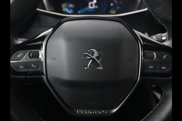 Peugeot e-208 EV GT Pack 50 kWh | Panoramadak | Stoelverwarming | Adaptive cruise | Camera | Carplay | Alcantara | Full LED | Climate control | Keyless | DAB | Parkeerhulp