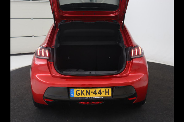 Peugeot e-208 EV GT Pack 50 kWh | Panoramadak | Stoelverwarming | Adaptive cruise | Camera | Carplay | Alcantara | Full LED | Climate control | Keyless | DAB | Parkeerhulp