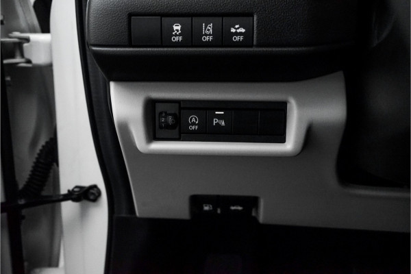 Suzuki Swift 1.2 Style Smart Hybrid Automaat ACC Camera Stoelverw