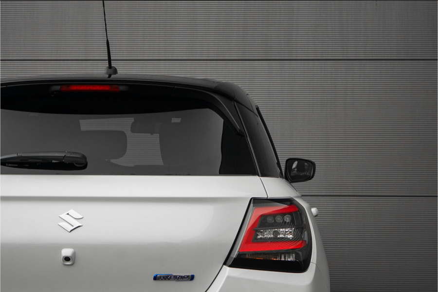 Suzuki Swift 1.2 Style Smart Hybrid Automaat ACC Camera Stoelverw