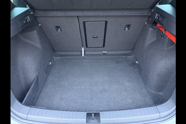 Seat Ateca 1.5 TSI FR Business Intense / Automaat / 360 camera / Beats soundsystem / Parkeerhulp /