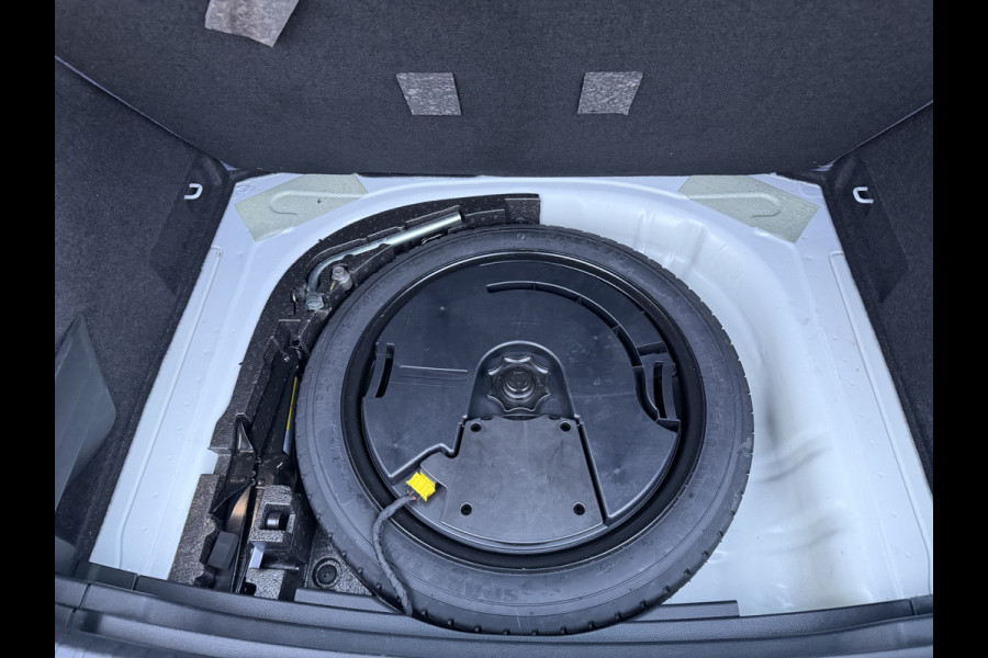 Seat Ateca 1.5 TSI FR Business Intense / Automaat / 360 camera / Beats soundsystem / Parkeerhulp /