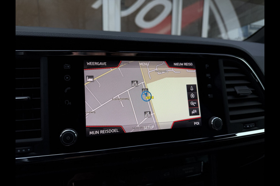 Seat Ateca 1.5 TSI FR Business Intense / Automaat / 360 camera / Beats soundsystem / Parkeerhulp /