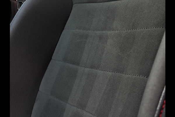 Seat Ateca 1.5 TSI FR Business Intense / Automaat / 360 camera / Beats soundsystem / Parkeerhulp /