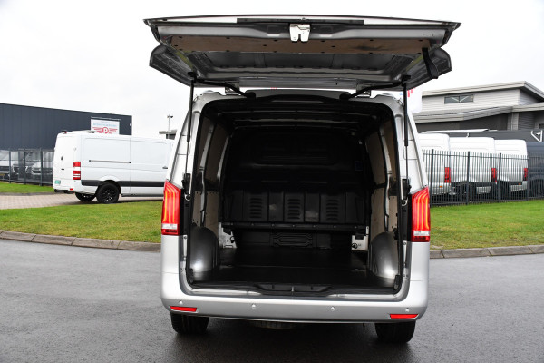 Mercedes-Benz Vito 119 CDI L2 PB Edition Cruise, Camera, Carplay, 190pk, Automaat, Carplay, LED, Stoelverwarming, Uniek!