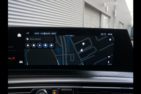 Peugeot 3008 1.6 plug-in Hybrid 195 Allure